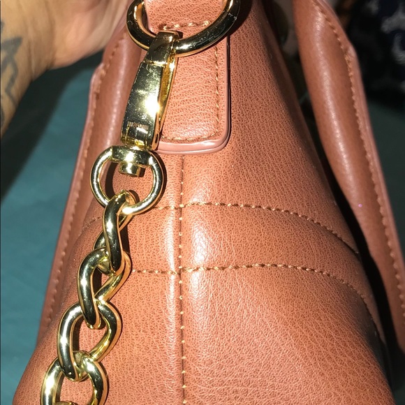 SOLD! Steve Madden Crossbody. - Picture 6 of 6